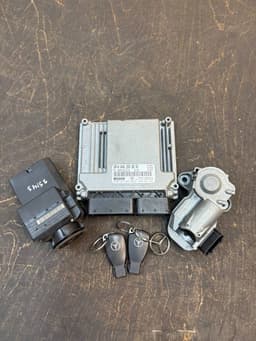 MERCEDES-BENZ 6395450108 A6461532691 6461532691 0281012066 A2034621130 2034621130 Engine Control Unit / module (ECU) MERCEDES-BENZ VITO / VIANO (W639) (2003-2014) — thumbnail 4