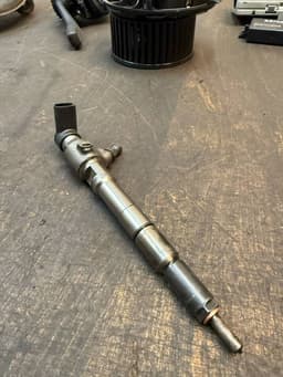 VW A2C9626040080 03L130277S 03L130277SX Fuel Injector VW PASSAT B7 / ALLTRACK (2010-2015) — thumbnail 2