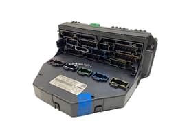 MERCEDES-BENZ F005V01064 F005V01024 F005V01303 F005V01025 F005V01202 F005V01063 F005V01059 F005V01065 Fuse box MERCEDES-BENZ E-CLASS (W212) (2009-2016) — thumbnail 1