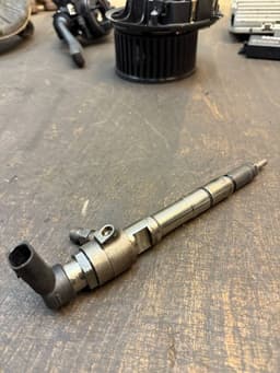 VW A2C9626040080 03L130277S 03L130277SX Fuel Injector VW PASSAT B7 / ALLTRACK (2010-2015) — thumbnail 3