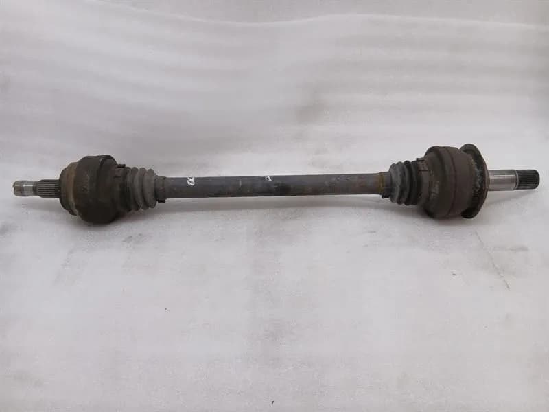 MERCEDES C Class W205 AMG RR drive shaft A2053509508 Antriebswelle Hinten Rechts