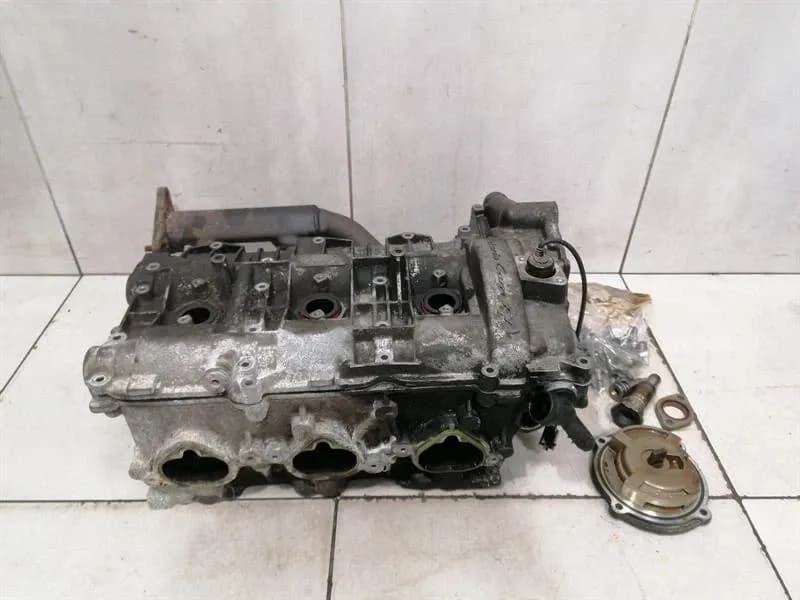 PORSCHE Porsche Boxster 986 Cylinder Head 99610492200 4-6 Left Cylinder Head 3.2 M9621