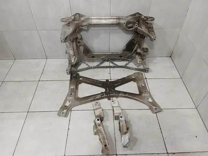 PORSCHE Porsche Panamera 970 Beam Subframe Front 97034110132 Front Axle Carrier MK2
