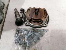 PORSCHE PORSCHE BOXSTER 986 CYLINDER HEAD 99610492100 1-3 RIGHT CYLINDER HEAD 3.2 M9621 — thumbnail 2