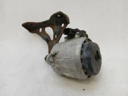 PORSCHE Porsche Cayman 718 engine mount 982399202B engine mount PADM — thumbnail 1