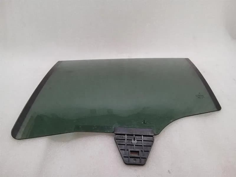 Porsche Panamera 970 left rear door glass 97054451109 door window rear left