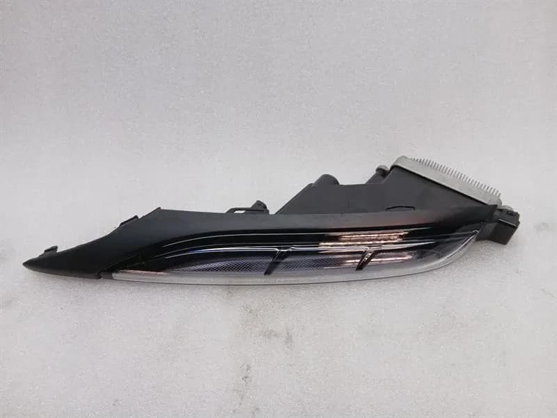 Porsche Macan 95B DRL Daytime Running Light 95B953081B Daytime Running Light