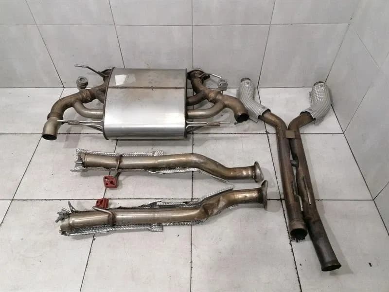 ASTON MARTIN Aston Martin Vanquish AM310 exhaust set CD33-5230-BF exhaust defects