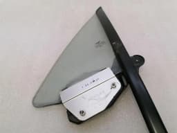 BENTLEY Bentley Continental GT W12 Left Front 1/4 Glass 3W0837411C Door Panel 1/4 Left — thumbnail 4