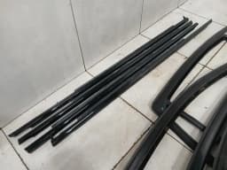 BMW BMW 5 F90 G30 M5 Body Moulding 7390121 GLOSS BLACK SET Shadowline Strip SET — thumbnail 3