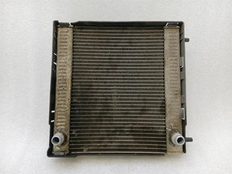BMW BMW 5 Series F90 G30 M5 Water Radiator 8742469 Water Cooler Radiator