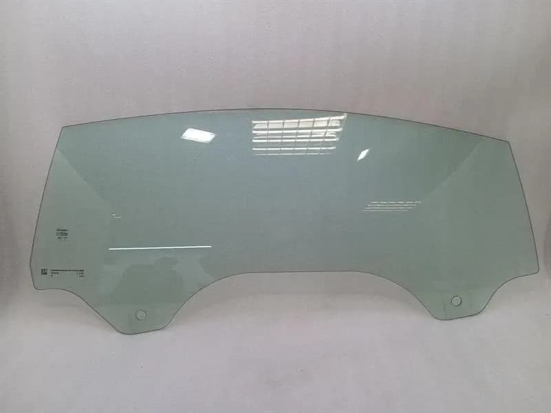 LAMBORGHINI Lamborghini Huracan right front door glass 4T8845282 door window right coupe