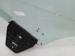 PORSCHE Porsche Panamera 970 left front door glass 97054251103 door window front left — thumbnail 9