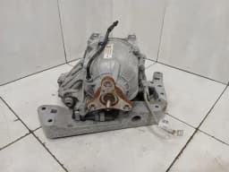 BMW BMW 5 Series F90 G30 M5 Transfer Box 8098422 Transfer Case — thumbnail 3