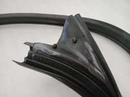 FERRARI Ferrari F8 F142MFL right door seal set 86743200 right door seals set — thumbnail 5