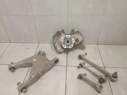 ASTON MARTIN Aston Martin Vantage AM6 Right Rear Hub HY53-5A970-AD Wheel Bearing Housing Rear Re — thumbnail 10