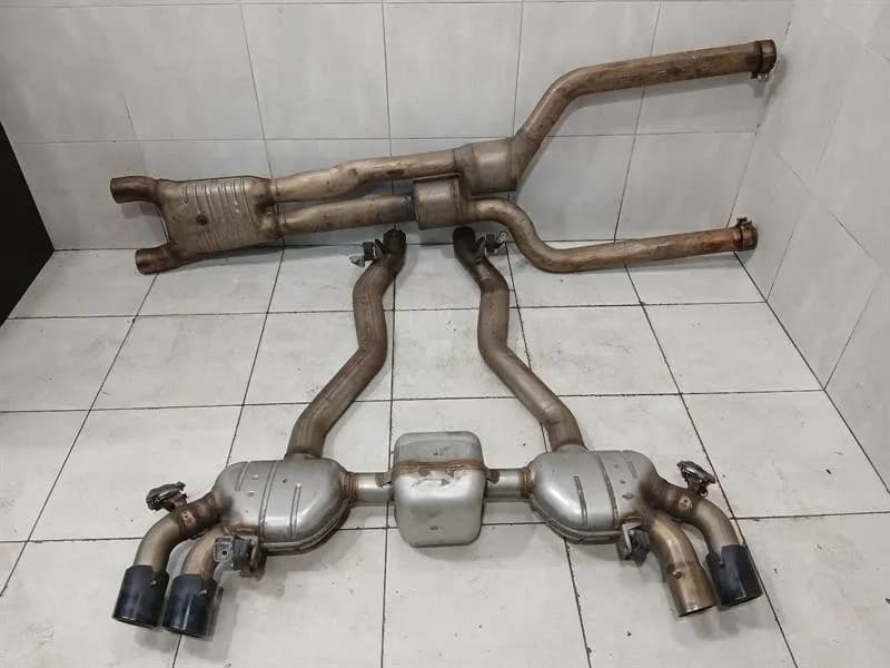BMW BMW 5 Series F90 G30 M5 Exhaust Silencer 8095272 Exhaust Silencer + CAT