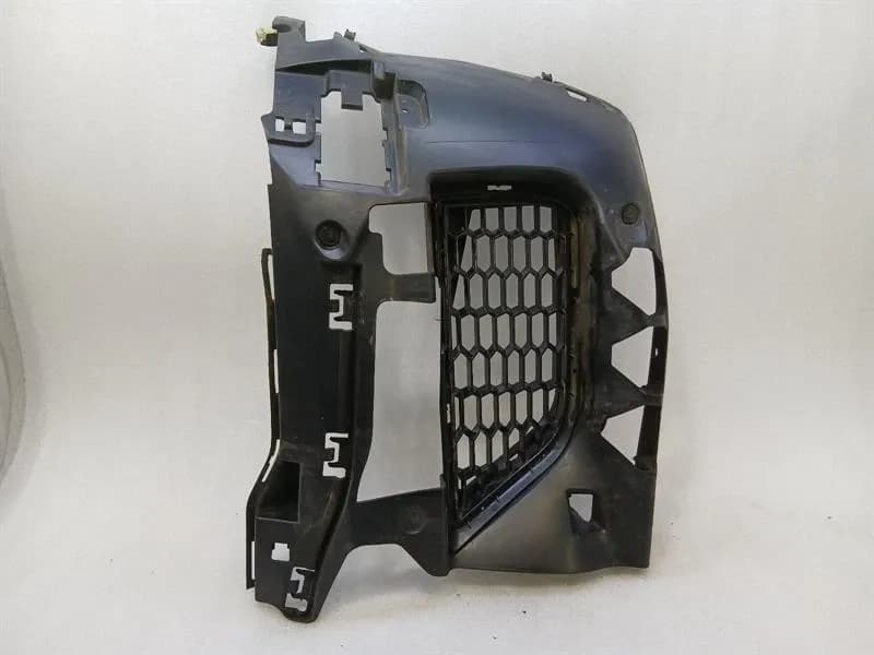 BMW BMW 5 Series F90 G30 M5 Holder Bracket 8065319 LH Holder Carrier
