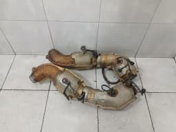 MCLAREN McLaren 650S Spider 14-17 Catalytic Converter 11E0152CP Catalytic Converter SET OF 2 — thumbnail 1