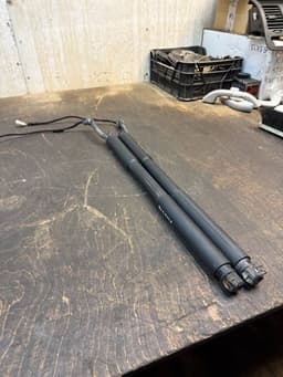 BMW 7263156 7263155 51247340975 51247340976 Bootlid / tailgate strut set BMW 3 (F30, F31, F80) (2011-2019) — thumbnail 2