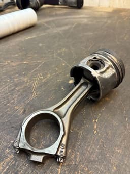 LAND ROVER Piston LAND ROVER EVOQUE I (L538) (2011-2018) — thumbnail 2