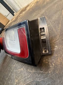 LAND ROVER LR072649 GJ3213405AB LR116199 GJ3213405AC Tail light left LAND ROVER EVOQUE I (L538) (2011-2018) — thumbnail 10