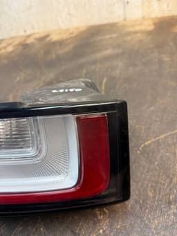 LAND ROVER LR072649 GJ3213405AB LR116199 GJ3213405AC Tail light left LAND ROVER EVOQUE I (L538) (2011-2018) — thumbnail 8