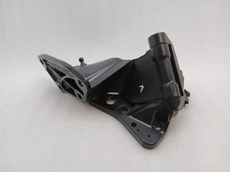 MCLAREN McLaren 600LT Spider Left Door Hinge 13A6364CP Door Hinge Left