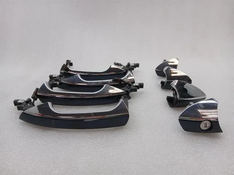 MERCEDES-BENZ MERCEDES GLS X166 GLS63 AMG Door Handle A2047601370 KEYLESS-GO SET Door Handle