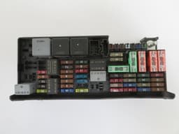 MERCEDES-BENZ A1645403372 A1649820423 Fuse box MERCEDES-BENZ GL-CLASS (X164) (2006-2012) — thumbnail 1
