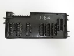MERCEDES-BENZ A1645403372 A1649820423 Fuse box MERCEDES-BENZ GL-CLASS (X164) (2006-2012) — thumbnail 2