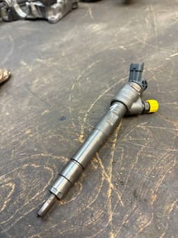 LAND ROVER 0445111019 Fuel Injector LAND ROVER EVOQUE I (L538) (2011-2018) — thumbnail 3