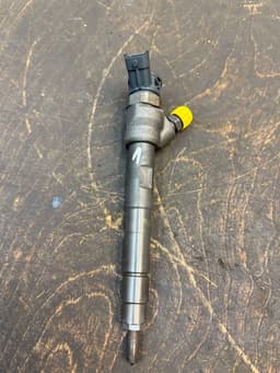 LAND ROVER 0445111019 Fuel Injector LAND ROVER EVOQUE I (L538) (2011-2018) — thumbnail 2