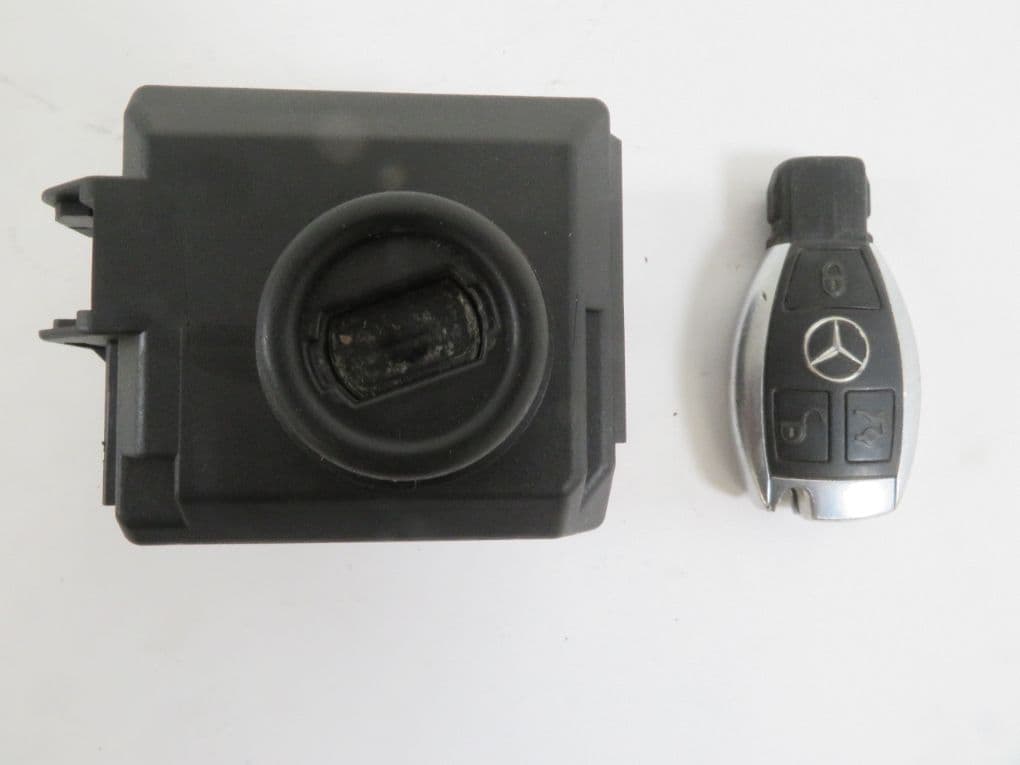 MERCEDES-BENZ A6510702001 A2129055700 A2129058600 A2129056901 Ignition switch lock (ignition barrel) MERCEDES-BENZ E-CLASS (W212) (2009-2016)