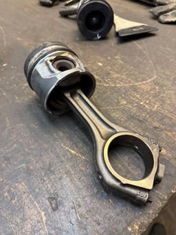 LAND ROVER Piston LAND ROVER EVOQUE I (L538) (2011-2018) — thumbnail 3