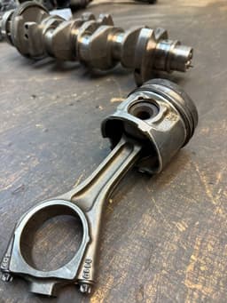 LAND ROVER Piston LAND ROVER EVOQUE I (L538) (2011-2018) — thumbnail 2