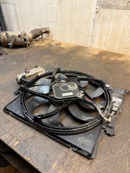 BMW 17428621191 8621191 8616315 Radiator Fan Electric BMW 3 (F30, F31, F80) (2011-2019) — thumbnail 2