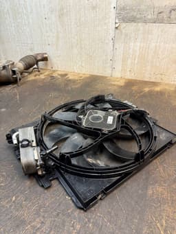 BMW 17428621191 8621191 8616315 Radiator Fan Electric BMW 3 (F30, F31, F80) (2011-2019) — thumbnail 3