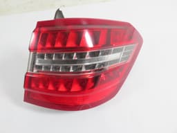 MERCEDES-BENZ A2128202064 A2128204064 Tail light, right MERCEDES-BENZ E-CLASS (W212) (2009-2016) — thumbnail 1