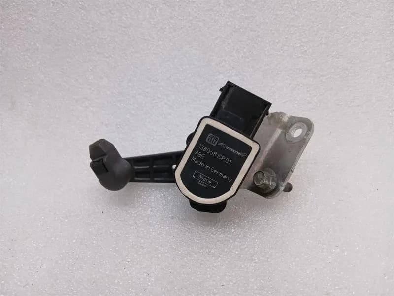 McLaren 600LT Spider Level Sensor 13B0681CP