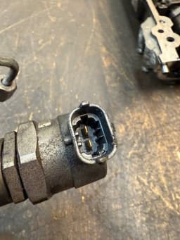 LAND ROVER G4D36J0114BB Fuel Distributor / fuel rail LAND ROVER EVOQUE I (L538) (2011-2018) — thumbnail 9