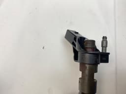 VW 0445117084 0445117067 0986435441 Fuel injector set VW AMAROK (2H_, S1B) (2010-2022) — thumbnail 8