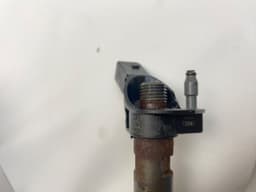 VW 0445117084 0445117067 0986435441 Fuel injector set VW AMAROK (2H_, S1B) (2010-2022) — thumbnail 3