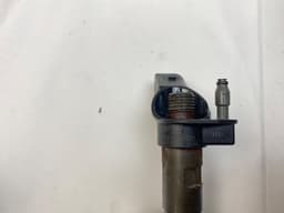 VW 0445117084 0445117067 0986435441 Fuel injector set VW AMAROK (2H_, S1B) (2010-2022) — thumbnail 9