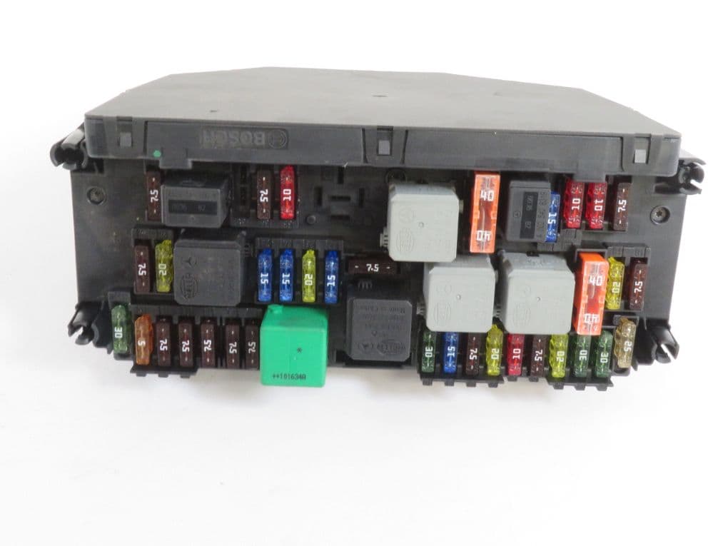 MERCEDES-BENZ A2125400450 A2125406250 Fuse box MERCEDES-BENZ E-CLASS (W212) (2009-2016)