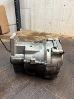 LAND ROVER EJ327L486AC LR051075 EJ327L486CA LR066501 RMEJ327L486CA Transfer Box LAND ROVER EVOQUE I (L538) (2011-2018) — thumbnail 4