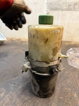 SKODA 6R0423156 6R0423156C 6R0423156B 6R0423156A Power steering pump SKODA ROOMSTER / PRAKTIK (5J) (2005-2015) — thumbnail 4