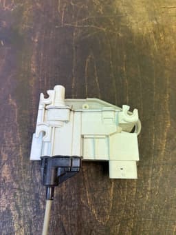 BMW 51217281949 7281949 51207323781 51207419839 Door Lock Front Left BMW X5 (F15, F85) (2012-2018) — thumbnail 4
