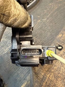 BMW 51217281949 7281949 51207323781 51207419839 Door Lock Front Left BMW X5 (F15, F85) (2012-2018) — thumbnail 8