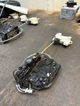 BMW 51217281949 7281949 51207323781 51207419839 Door Lock Front Left BMW X5 (F15, F85) (2012-2018) — thumbnail 2